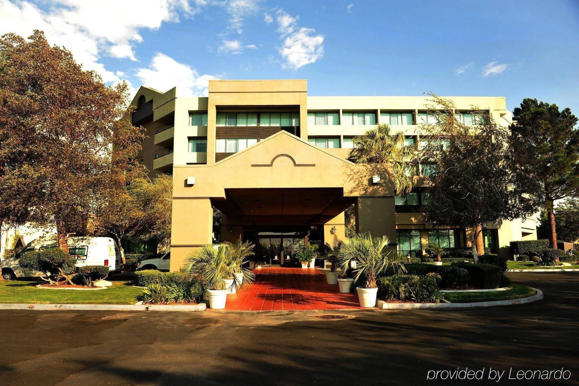 Holiday Inn Palmdale-Lancaster, an IHG Hotel Esterno foto